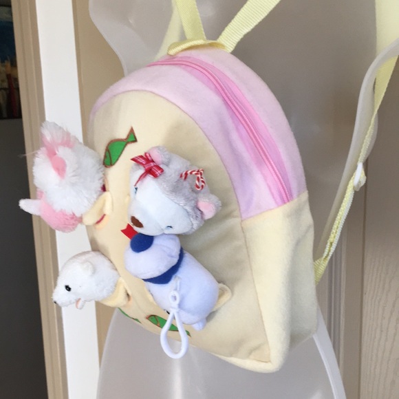 UniPak stuffed animal backpack-holds 4 small pals - Picture 3 of 6